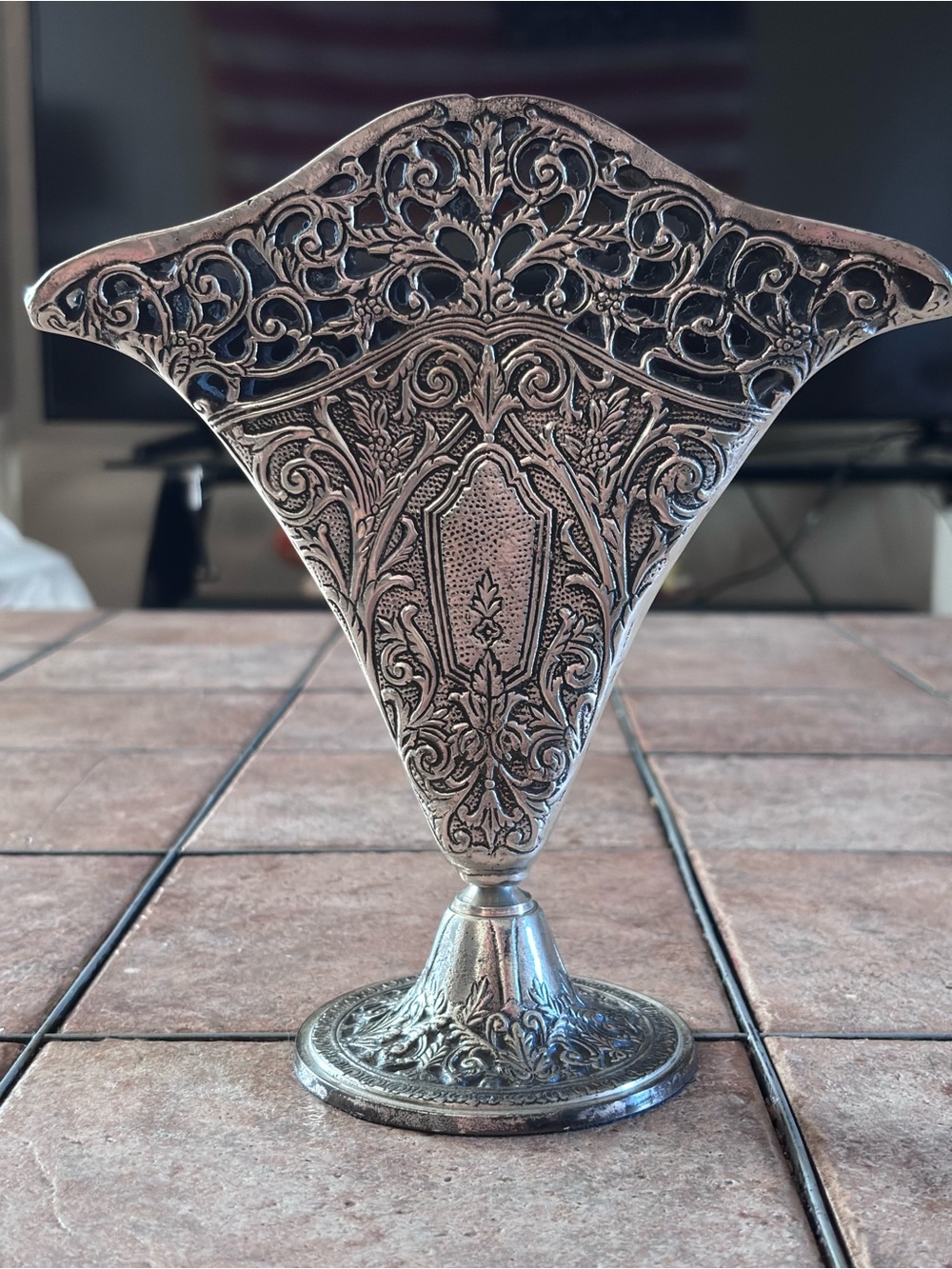 Vintage Silverplate Pierced Ornate Flat Fan Vase Made In India